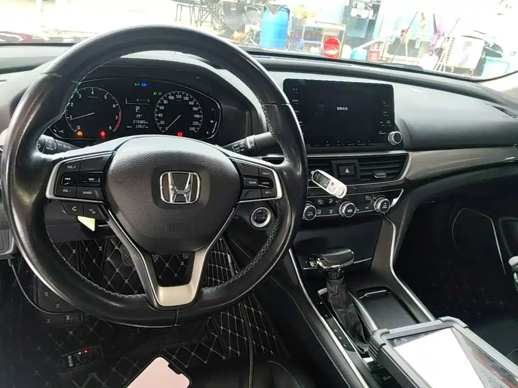 Honda Inspire — фото 10