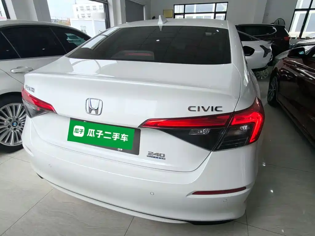Honda Civic — фото 6