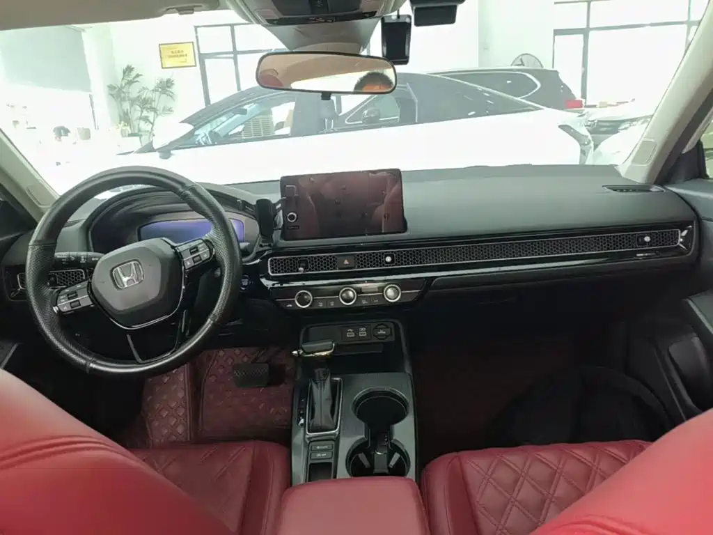 Honda Civic — фото 10