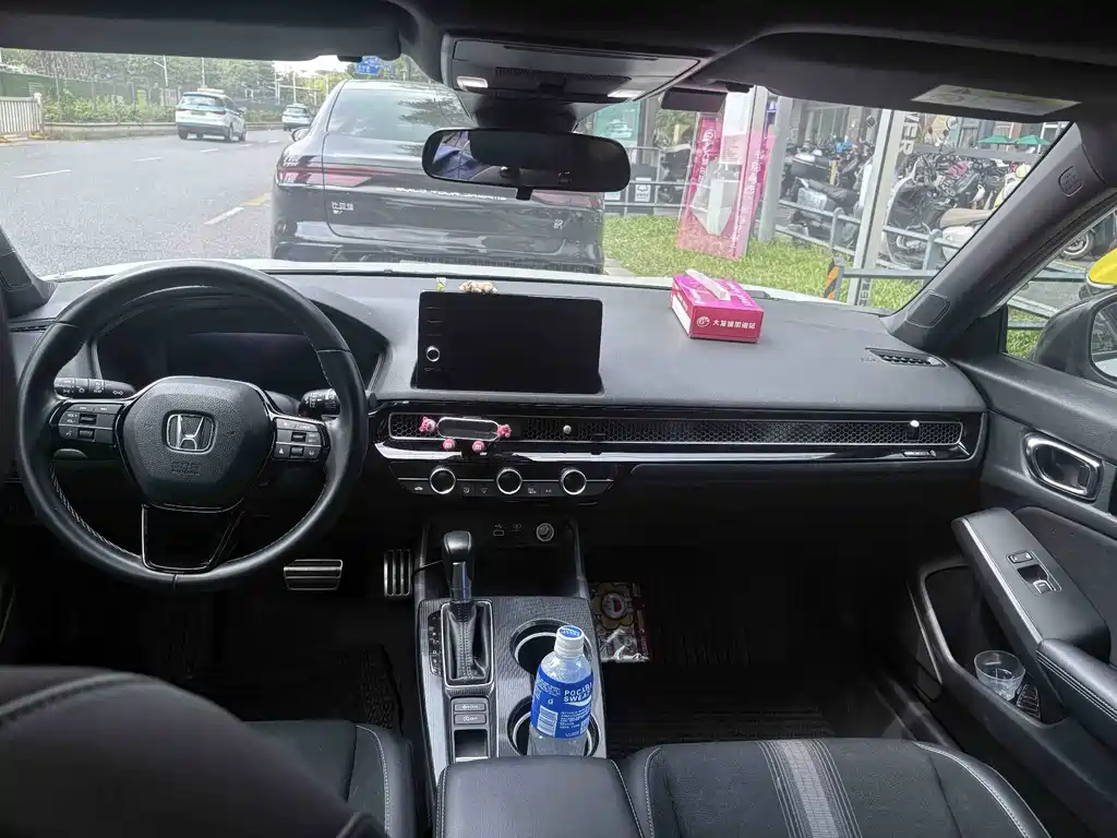Honda Civic — фото 5
