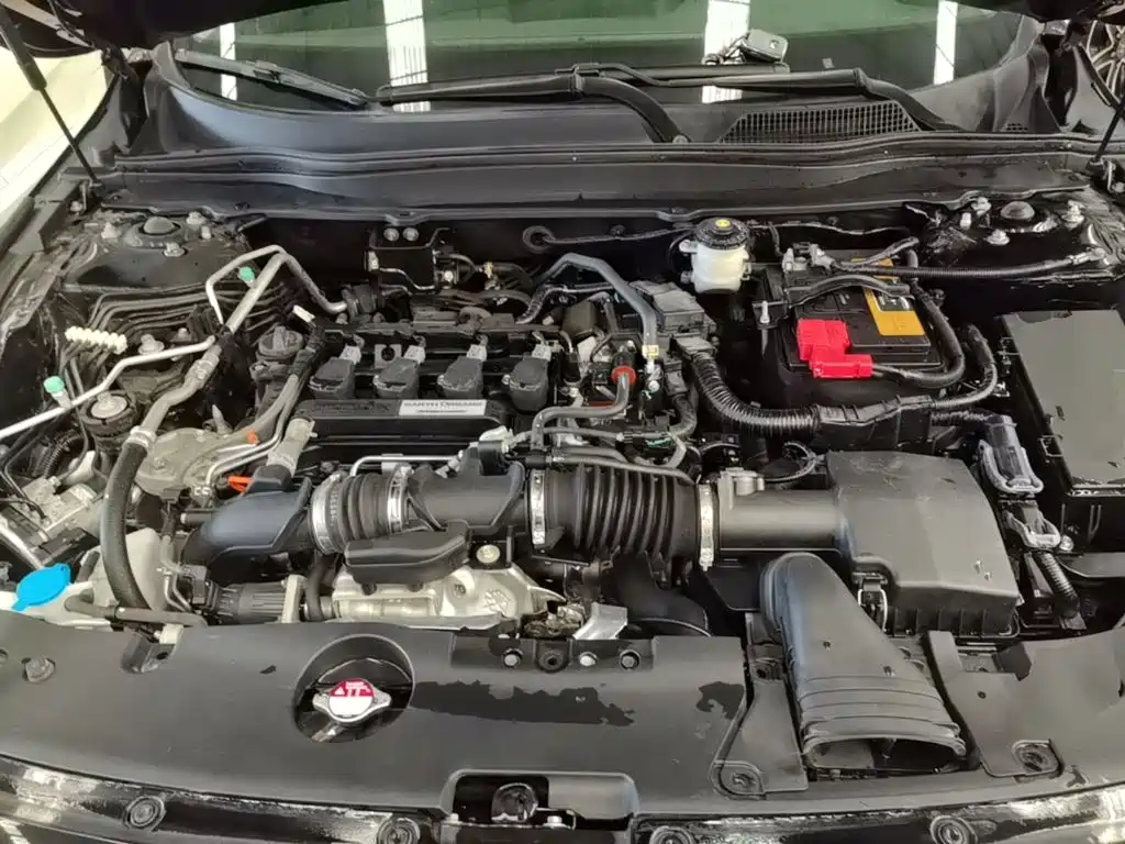 Honda Accord — фото 20