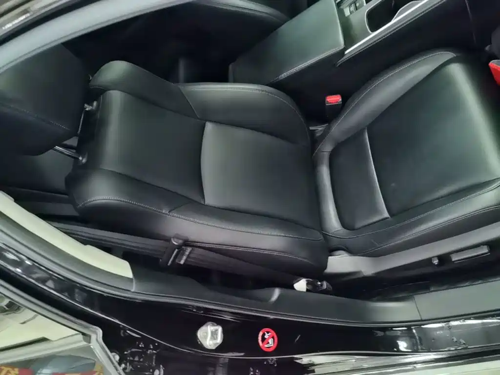Honda Accord — фото 25