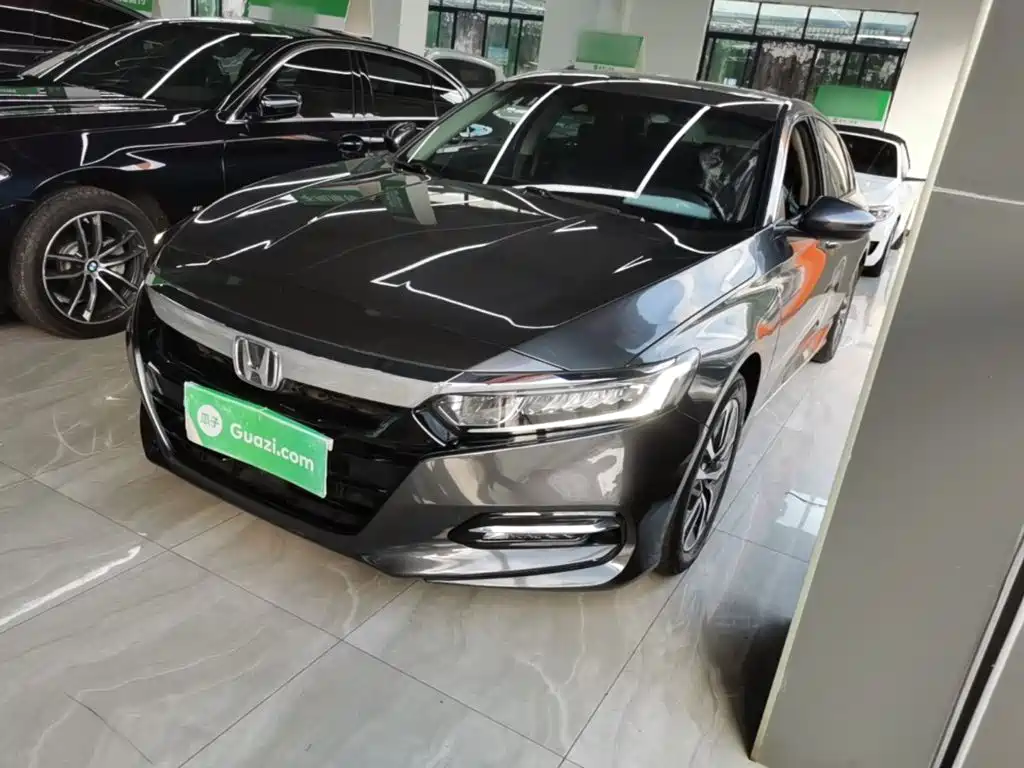 Honda Accord — фото 2