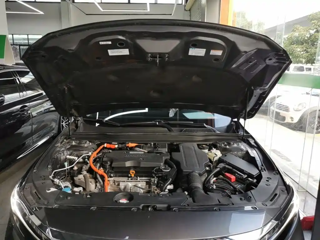 Honda Accord — фото 20