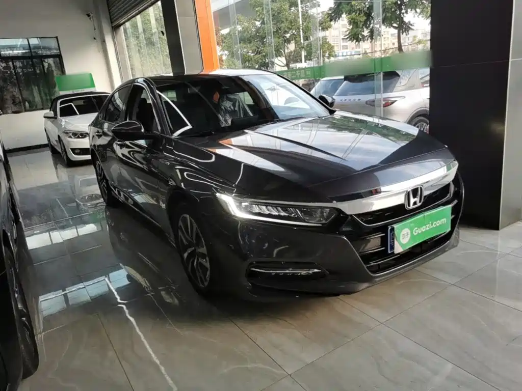 Honda Accord — фото 4