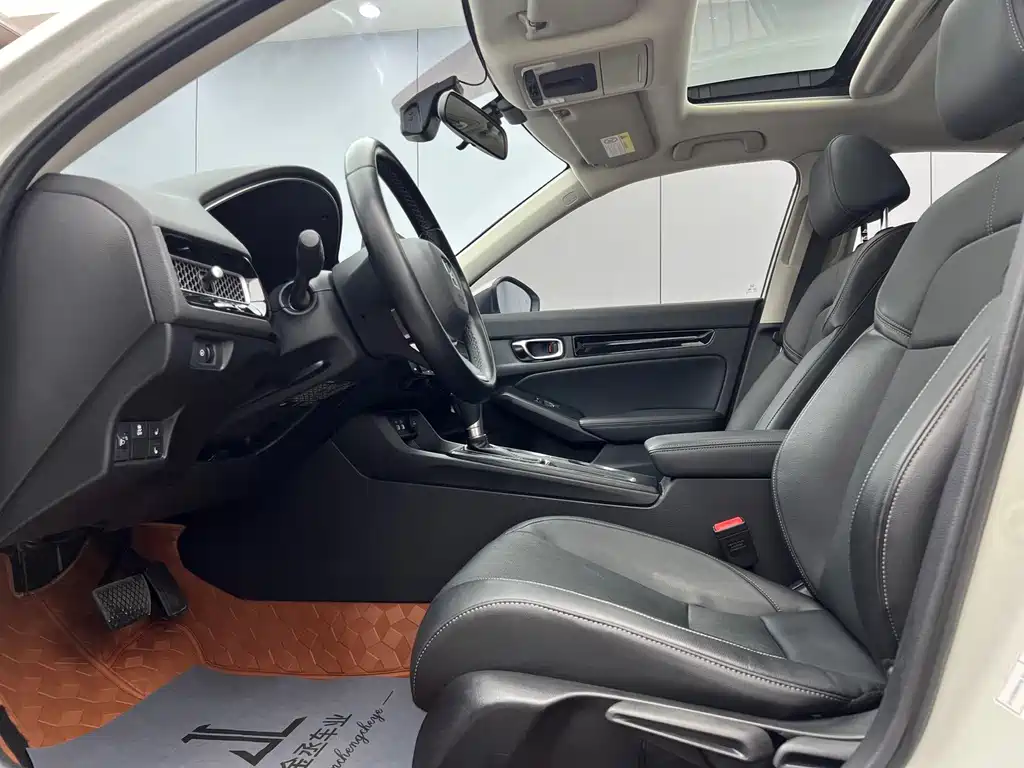 Honda Civic — фото 7
