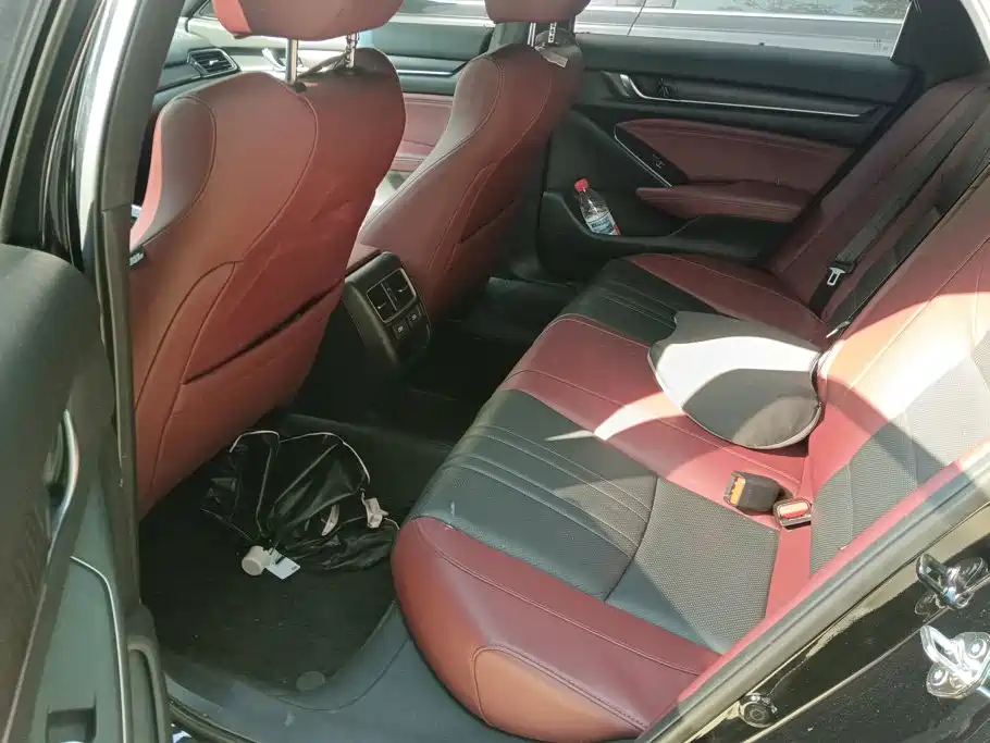 Honda Inspire — фото 11