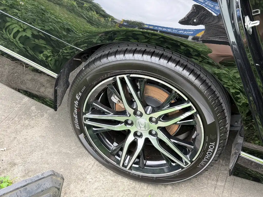Honda Accord — фото 14