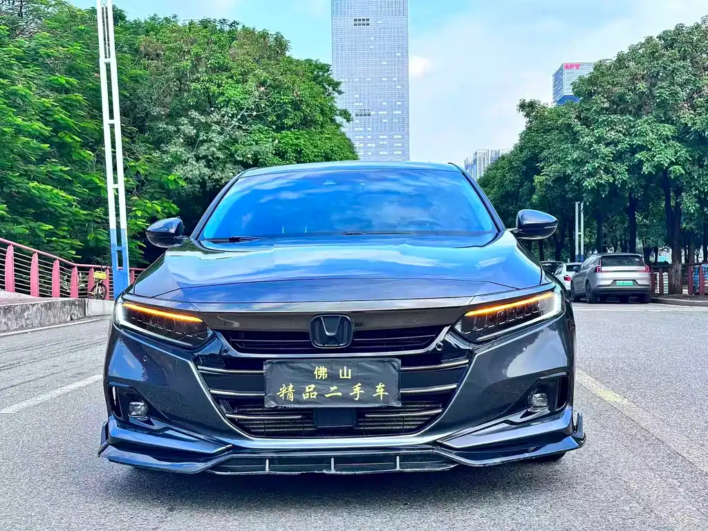 Honda Accord — фото 2