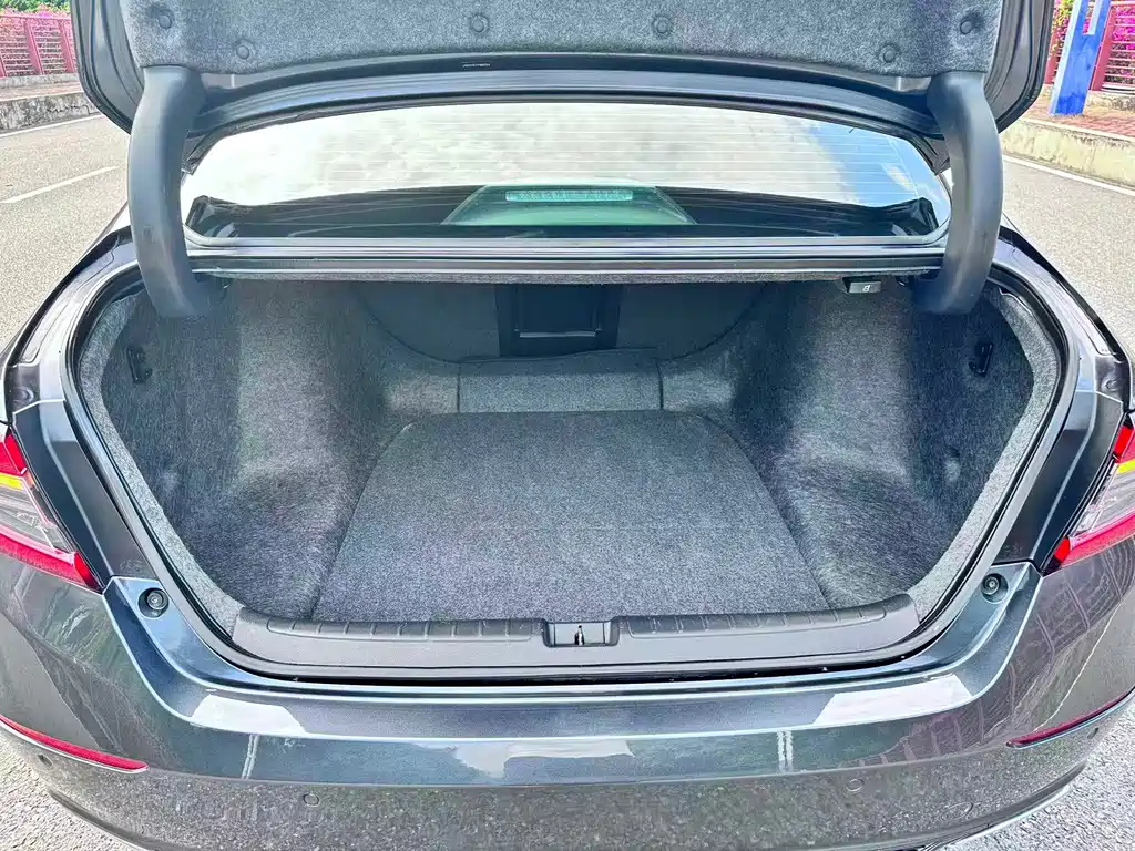 Honda Accord — фото 14