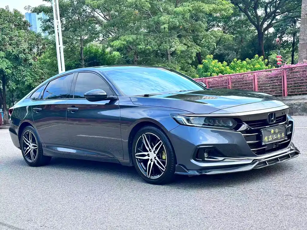 Honda Accord — фото 3
