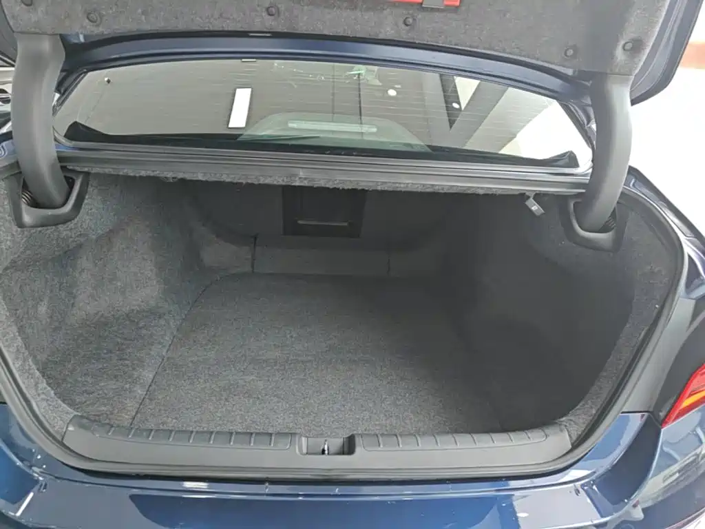 Honda Inspire — фото 19