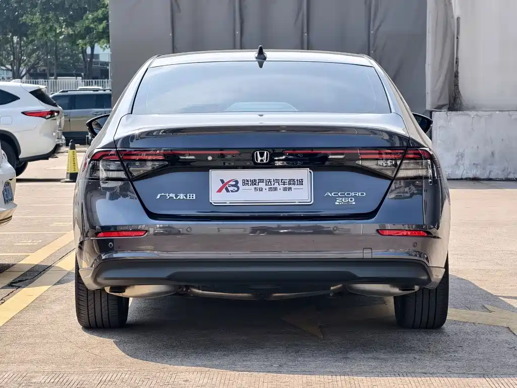 Honda Accord — фото 5
