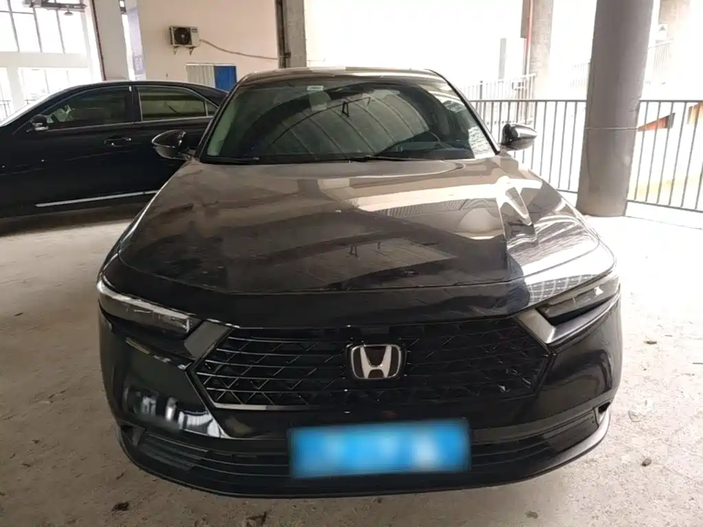 Honda Accord — фото 3