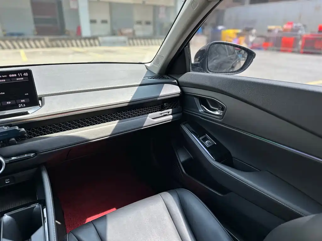 Honda Accord — фото 14