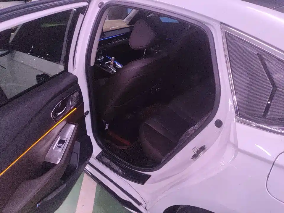 Honda Inspire — фото 11