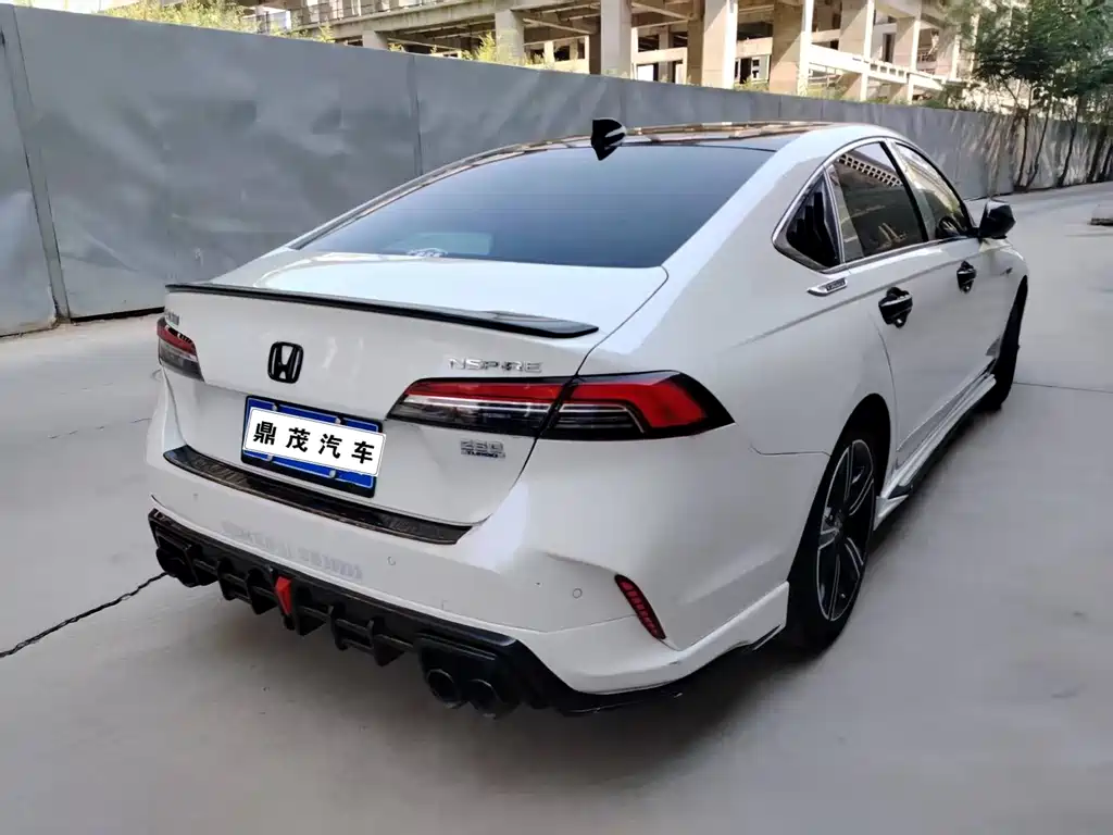Honda Inspire — фото 5