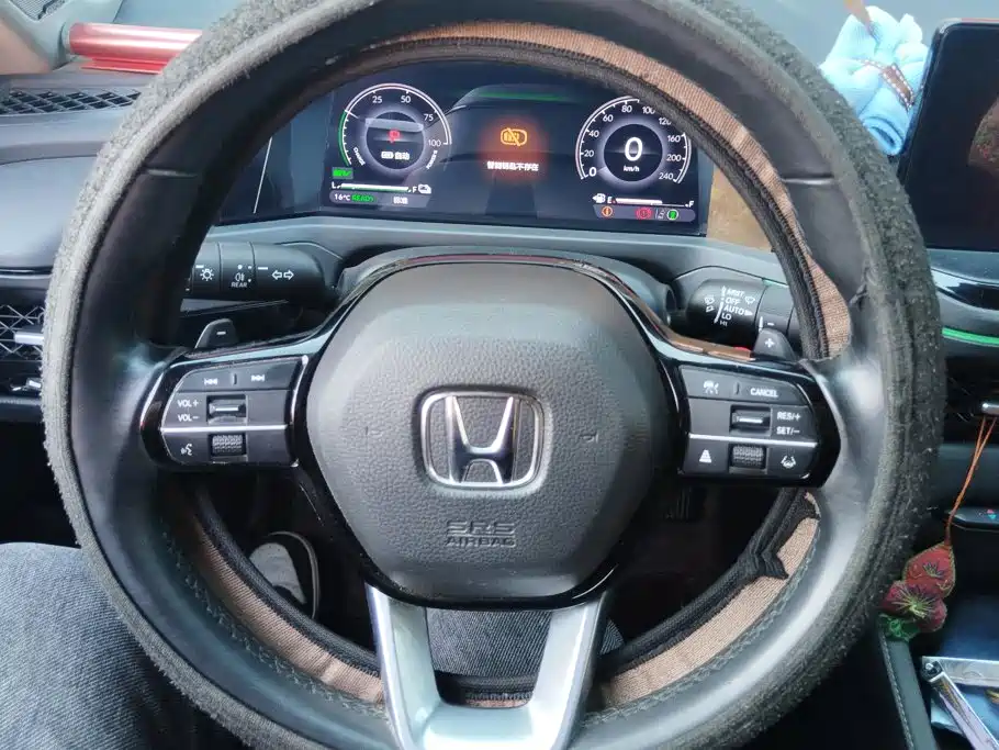 Honda Accord New Energy — фото 13