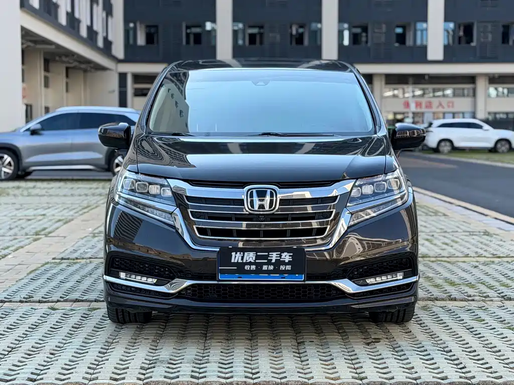 Honda Elysion — фото 2