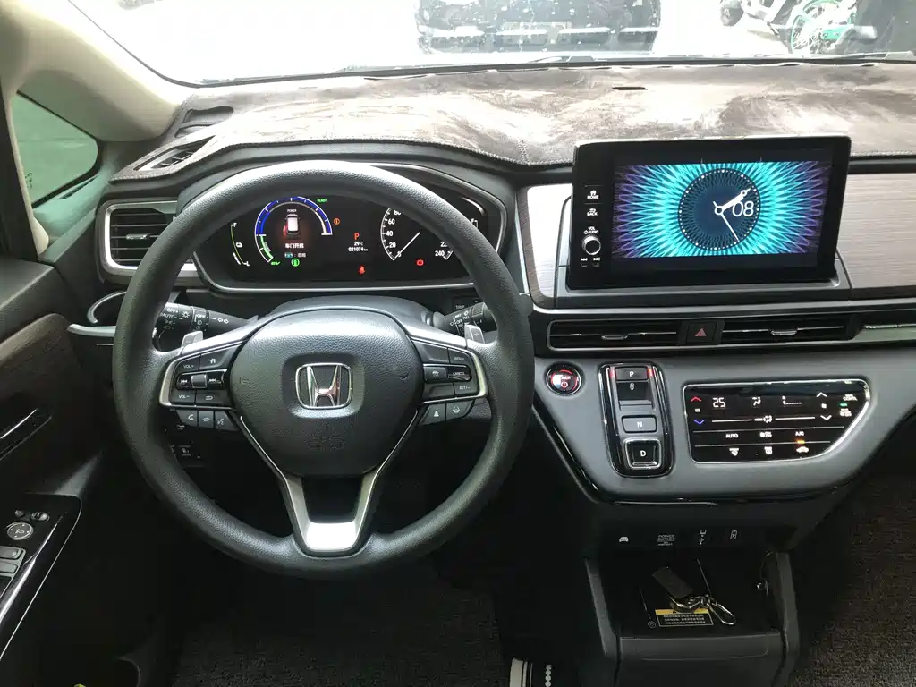 Honda Odyssey — фото 11