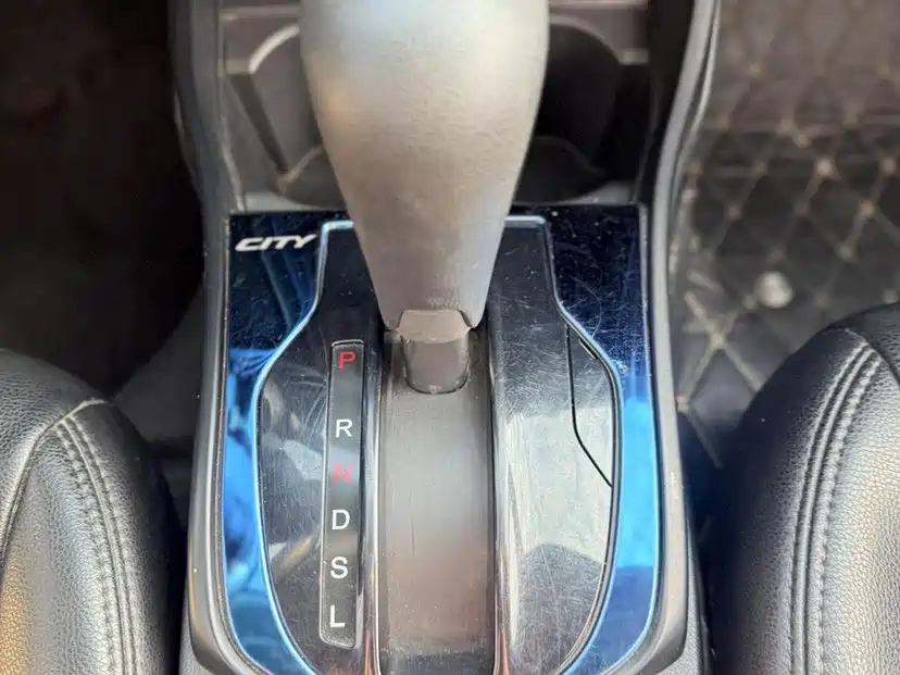 Honda City — фото 15