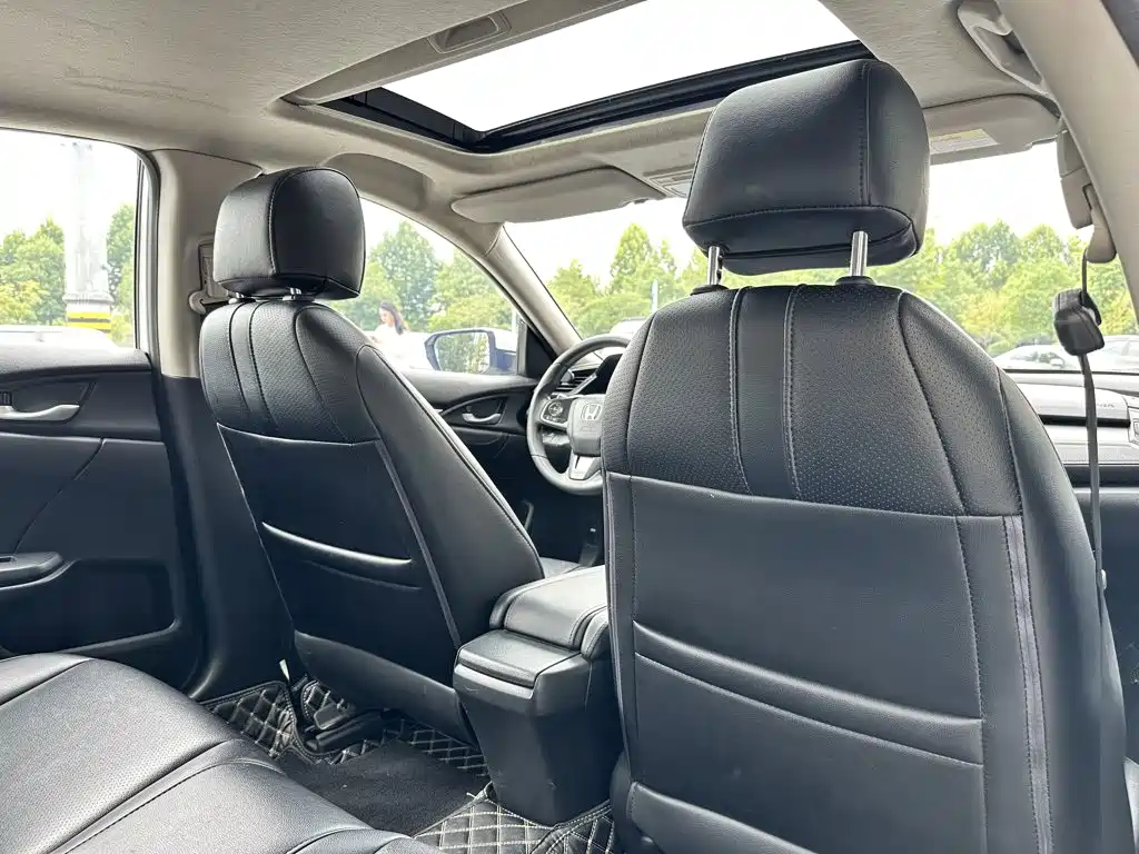Honda Civic — фото 14