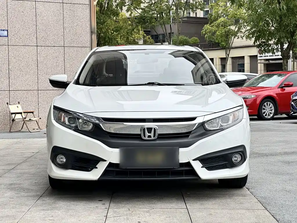 Honda Civic — фото 4