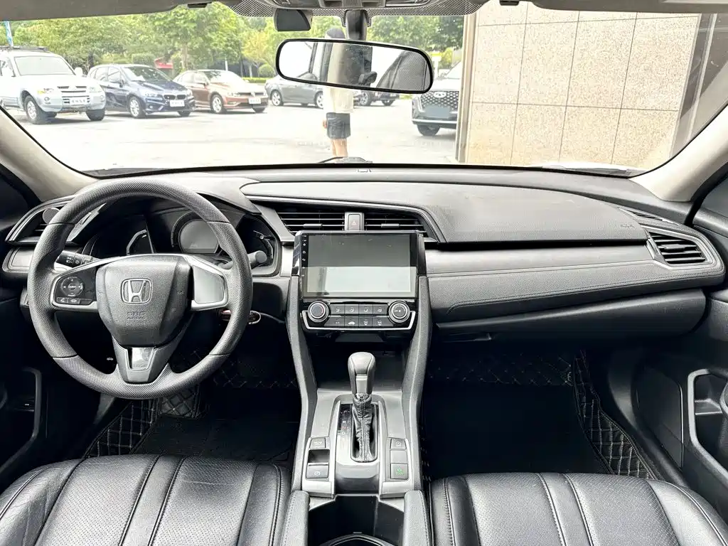 Honda Civic — фото 9
