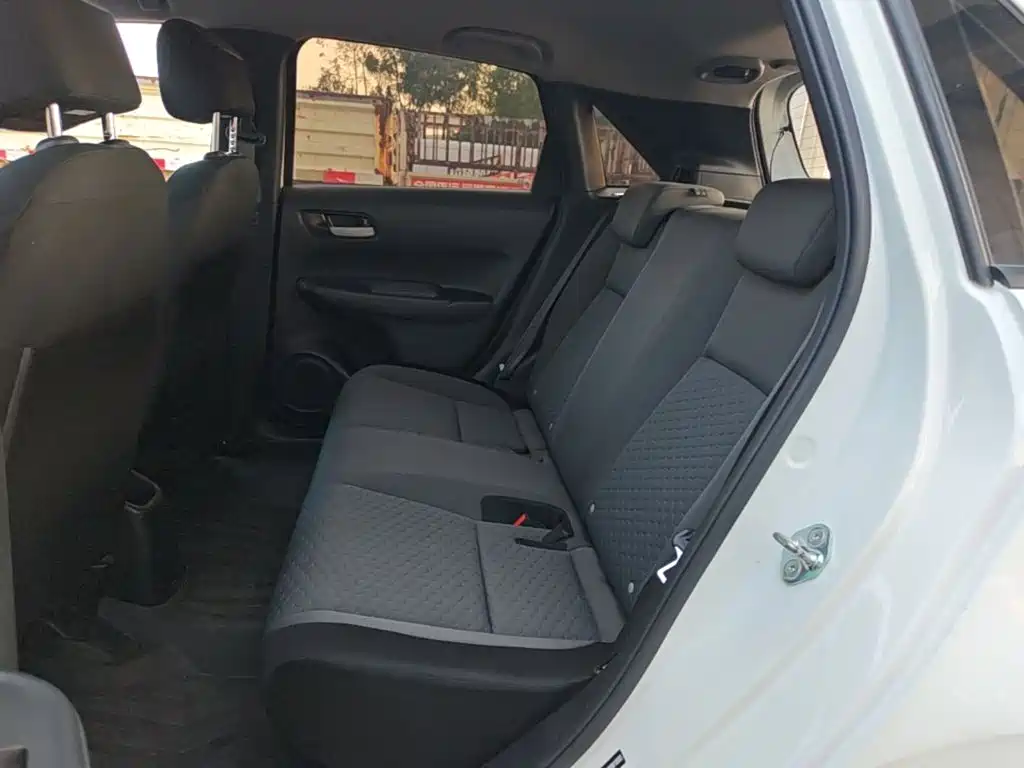 Honda Fit — фото 17