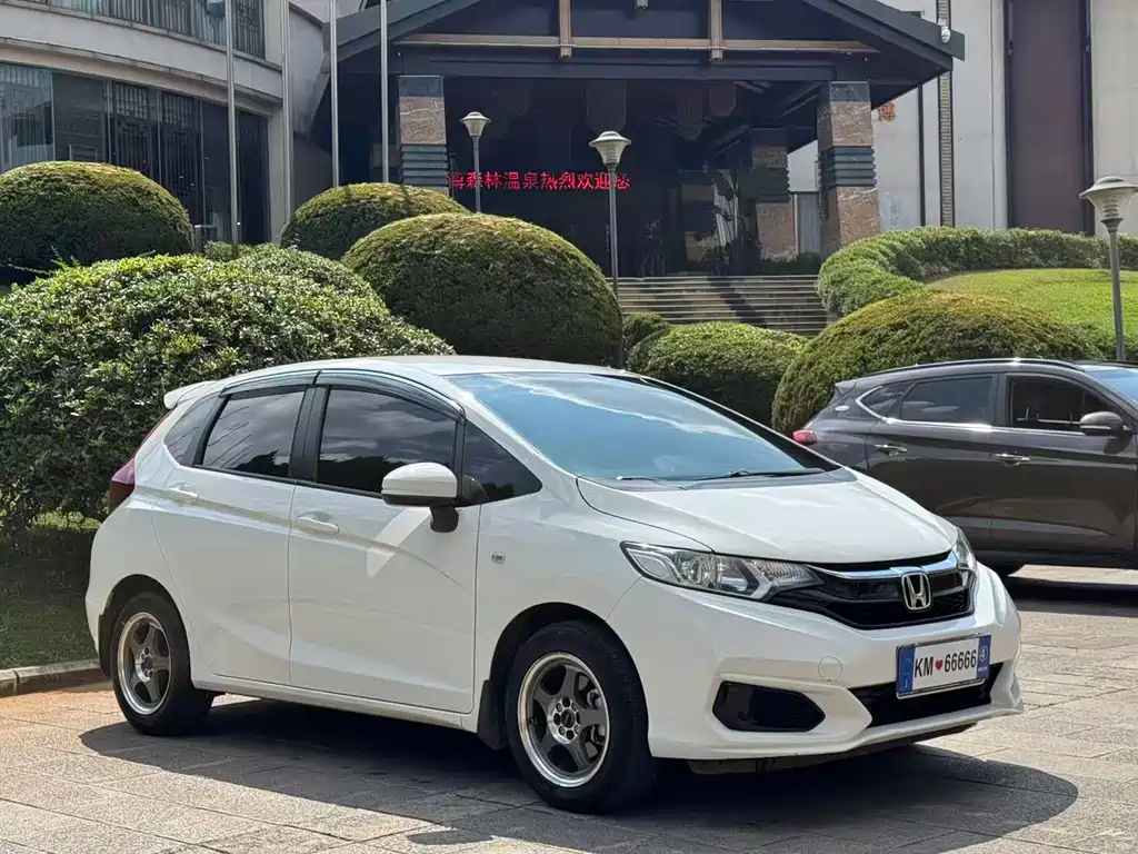 Honda Fit — фото 3