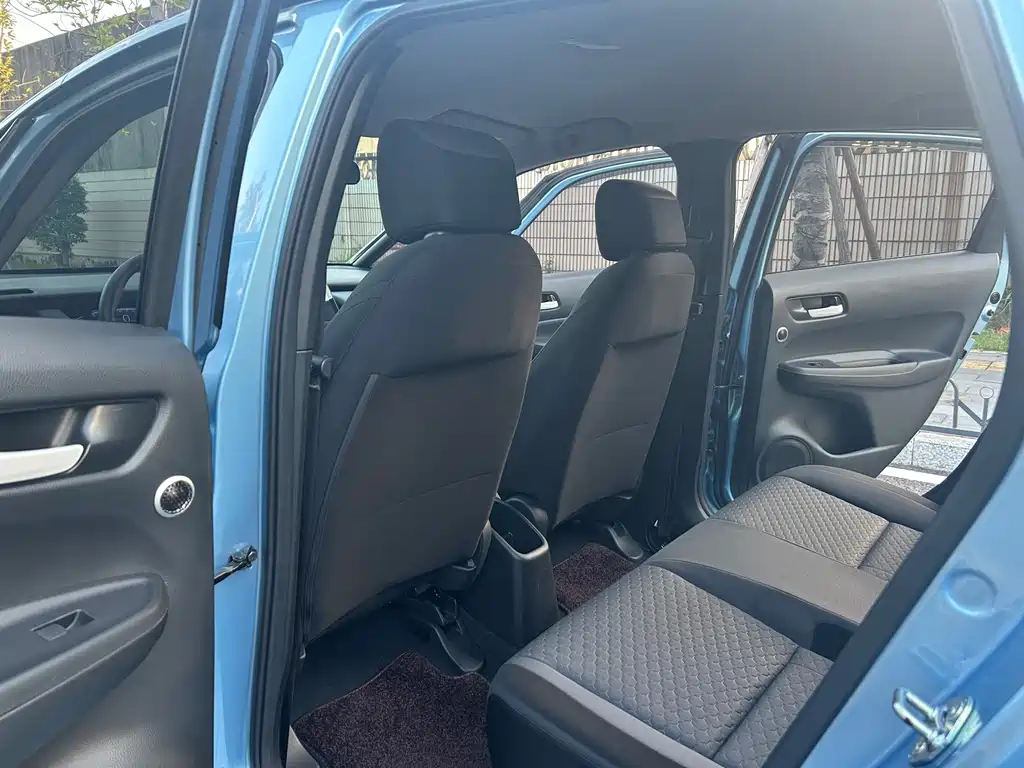 Honda Fit — фото 6