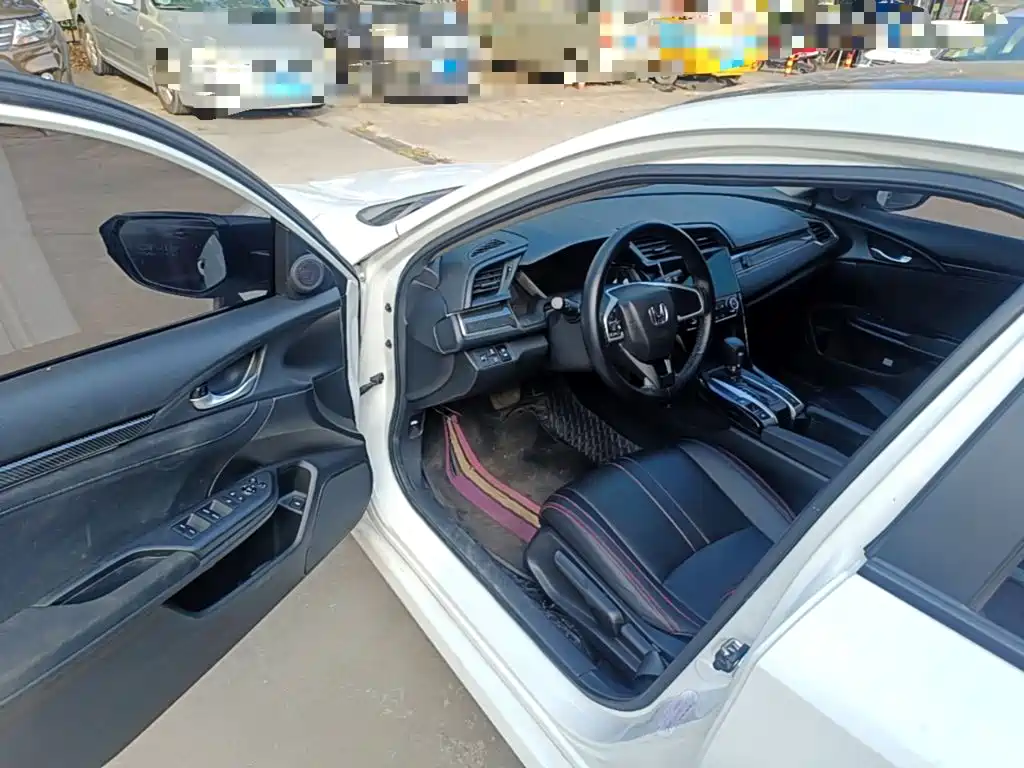 Honda Civic — фото 16