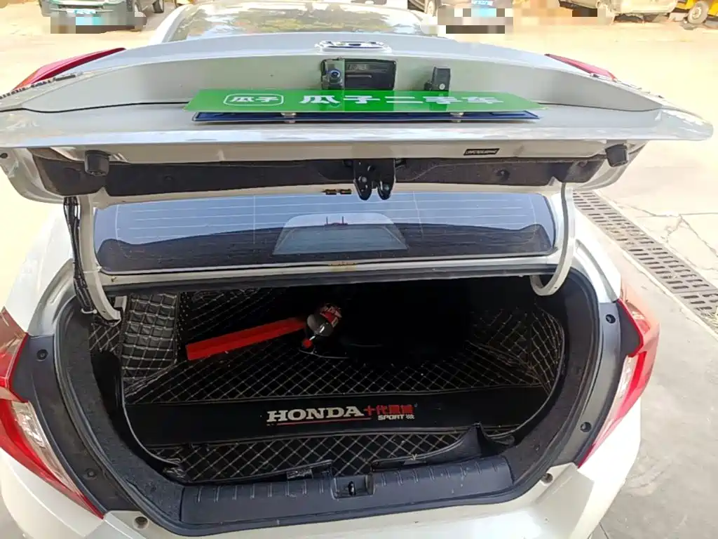 Honda Civic — фото 19