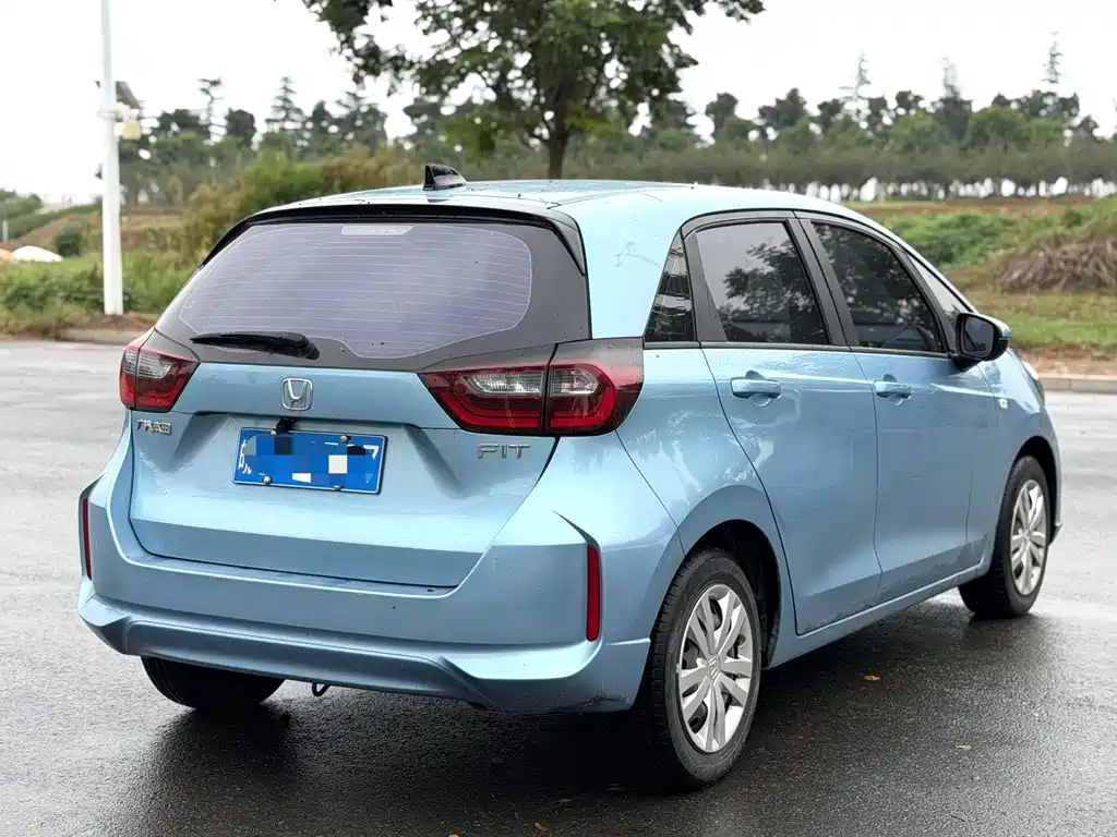 Honda Fit — фото 3