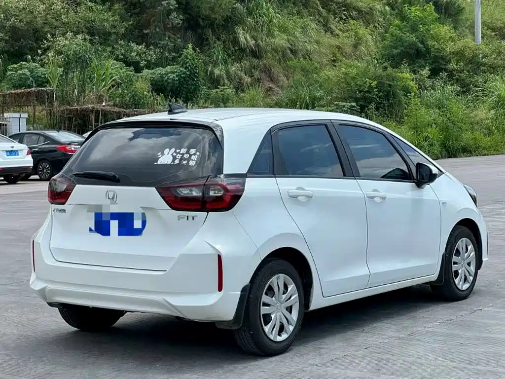 Honda Fit — фото 3