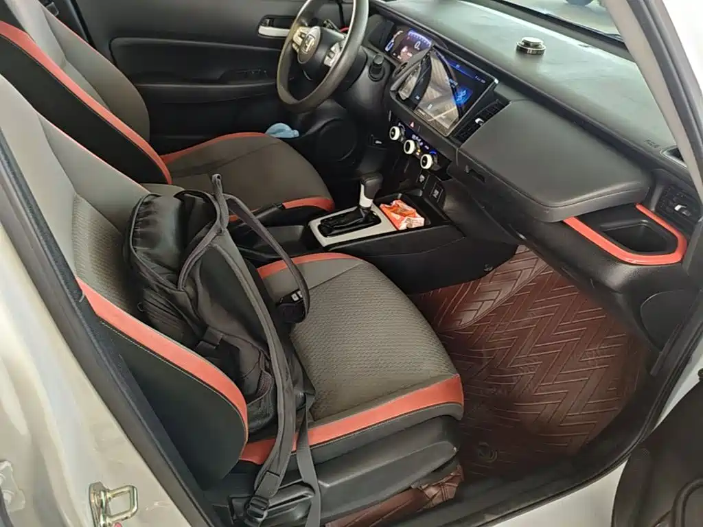 Honda Fit — фото 25