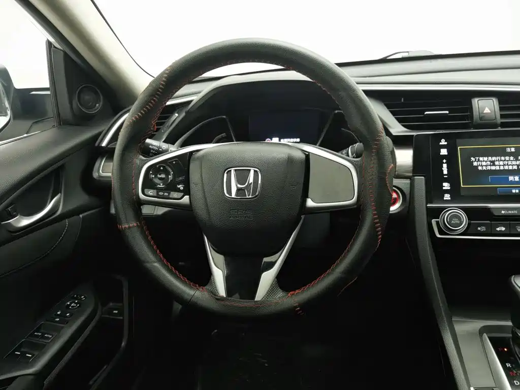 Honda Civic — фото 11