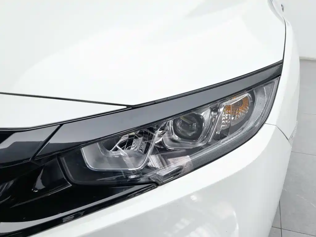 Honda Civic — фото 7