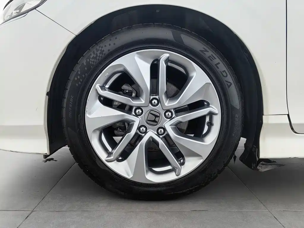 Honda Jade — фото 17