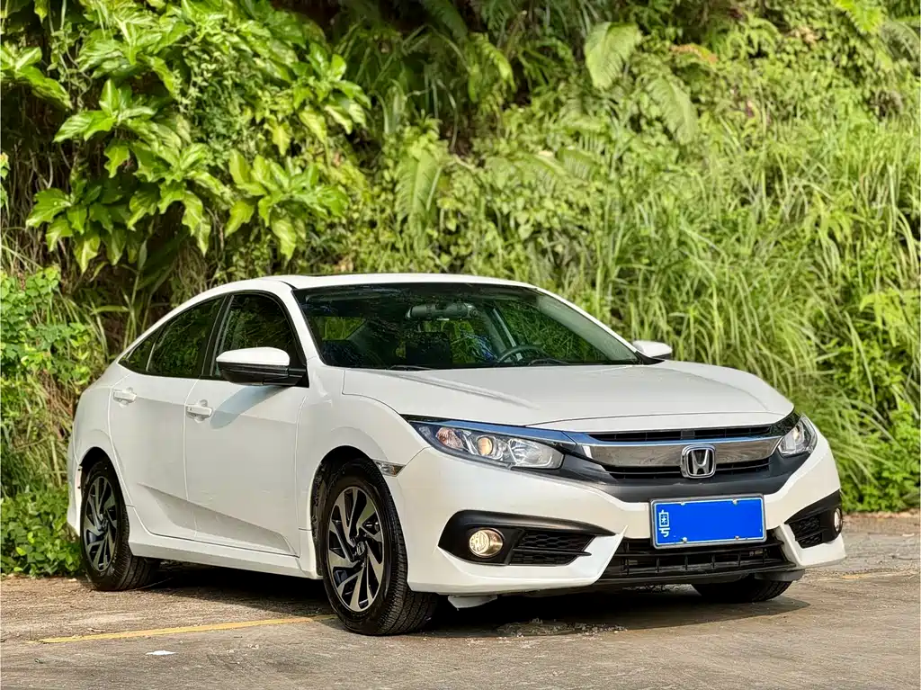 Honda Civic — фото 3