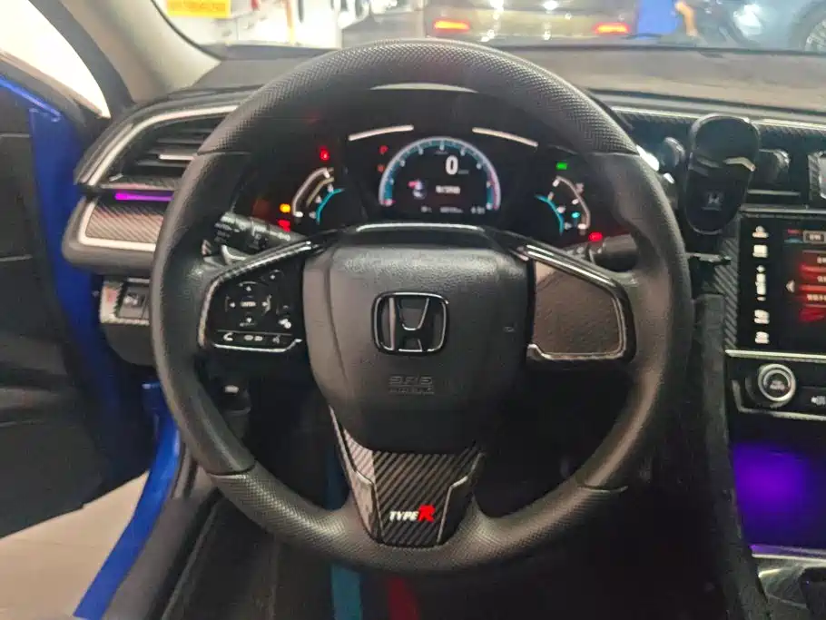 Honda Civic — фото 15