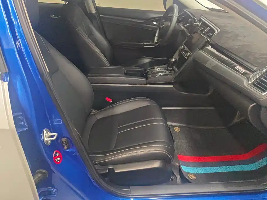 Honda Civic — фото 8