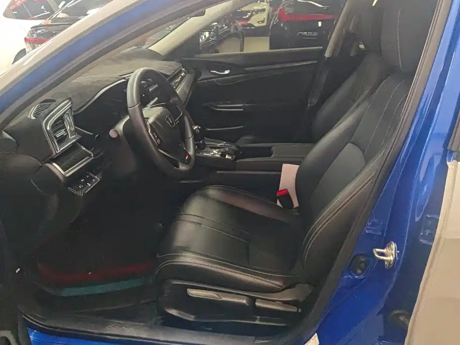 Honda Civic — фото 9