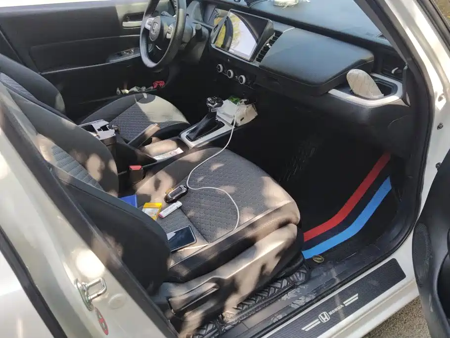 Honda Fit — фото 8
