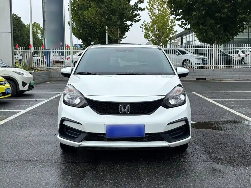 Honda Fit — фото 5
