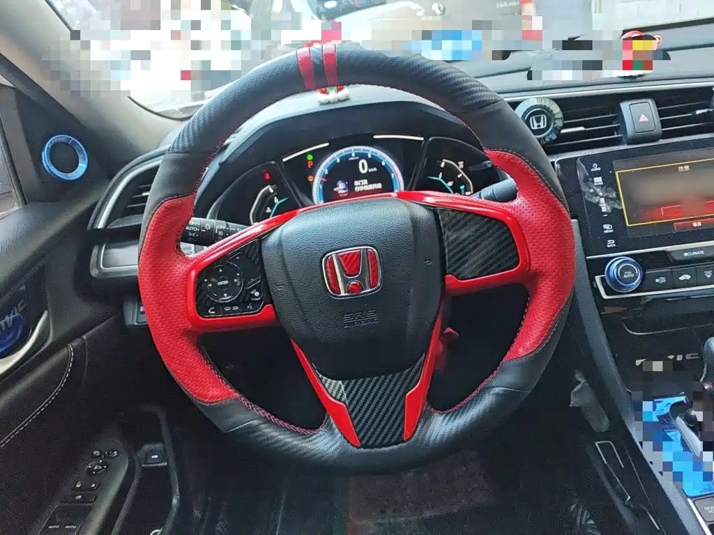 Honda Civic — фото 11