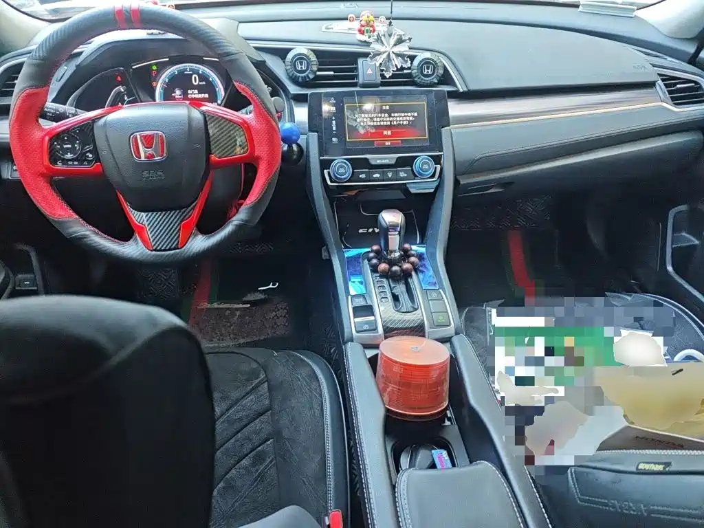 Honda Civic — фото 10