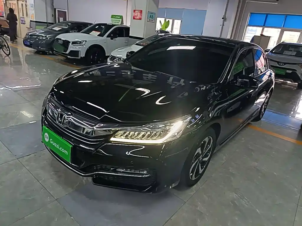 Honda Accord — фото 2