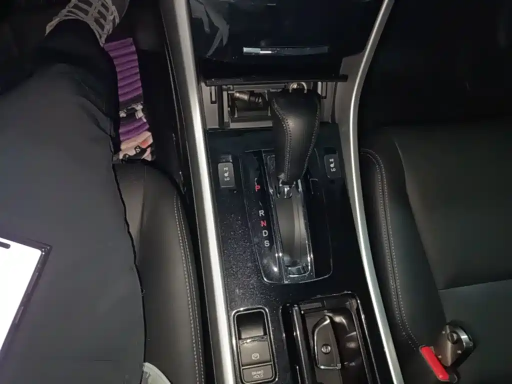 Honda Accord — фото 14