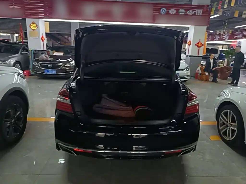 Honda Accord — фото 19